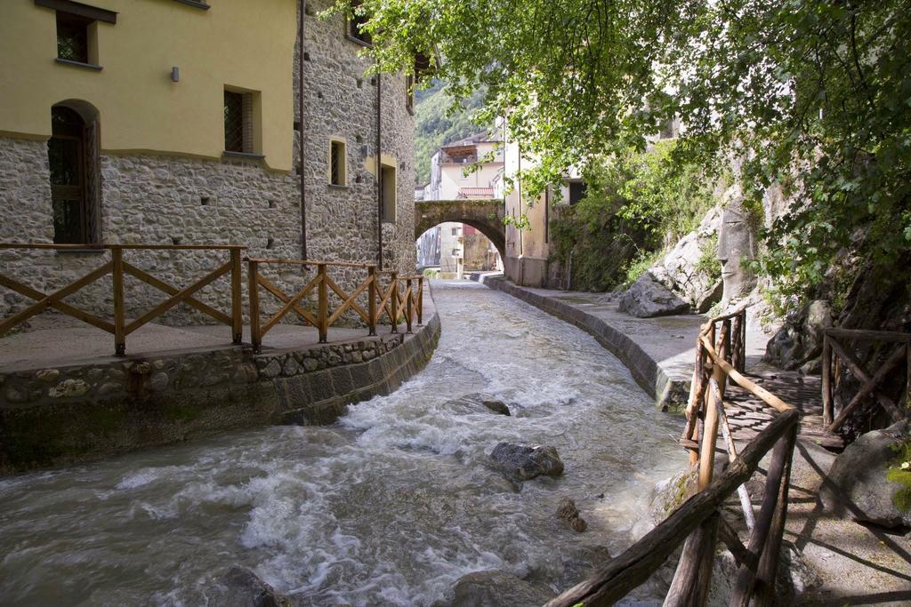 Dimora Storica Hotel Maccarunera كامبانيا المظهر الخارجي الصورة